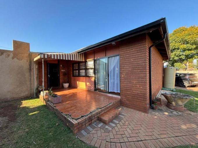 3 Bedroom House for Sale For Sale in Martindale - MR718469