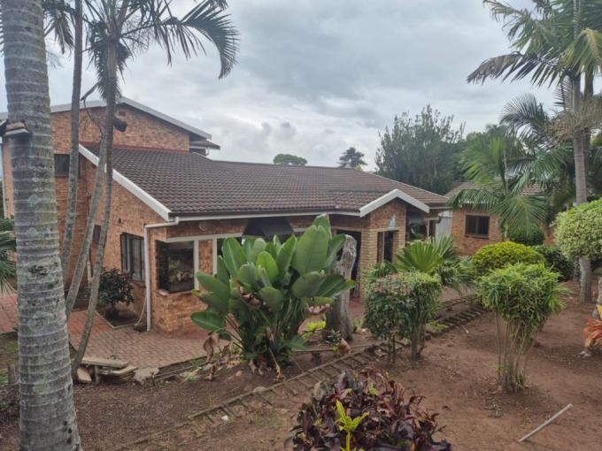 3 Bedroom House for Sale For Sale in Queensburgh - MR718487