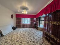  of property in Queensburgh