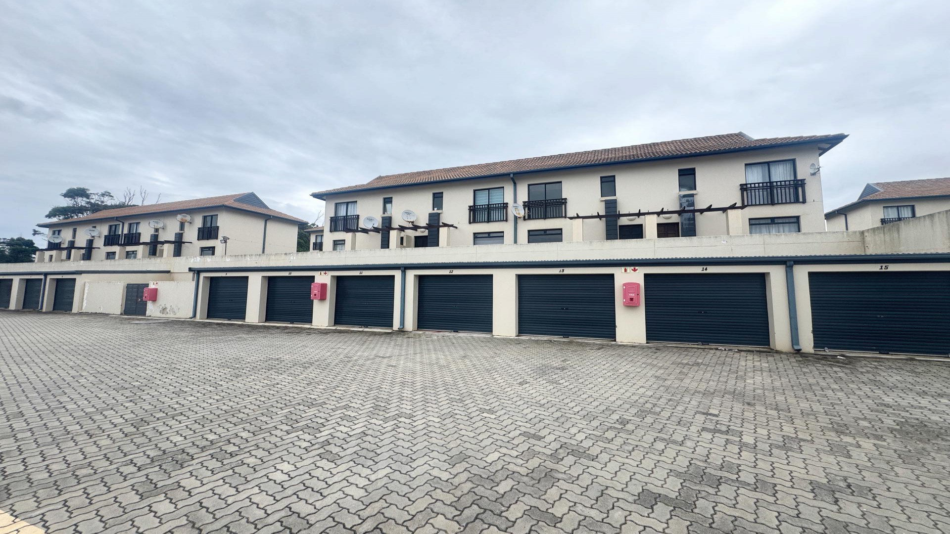 Front View of property in Kidds Beach