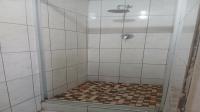 Bathroom 1 - 9 square meters of property in Bram Fischerville