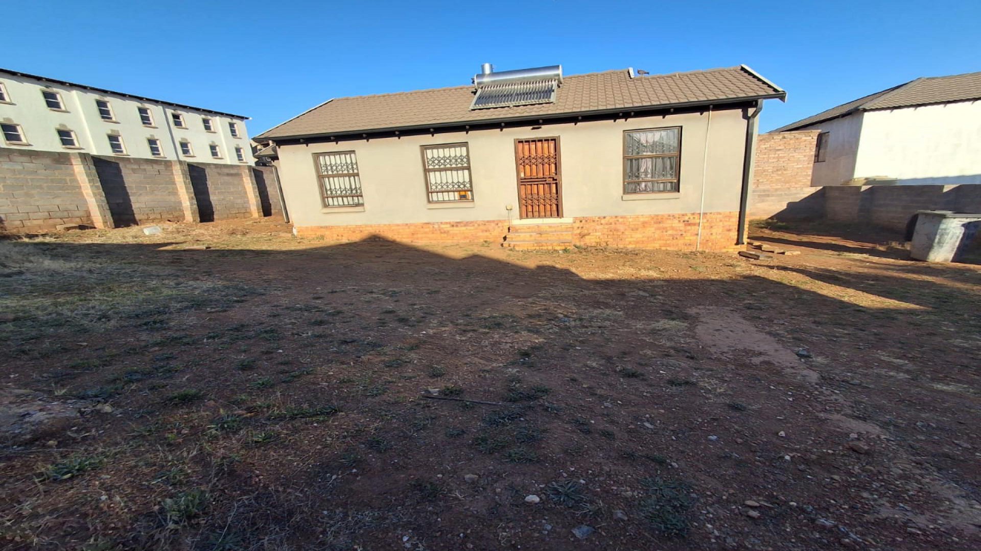 Front View of property in Devland