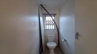 Bathroom 2 of property in Devland