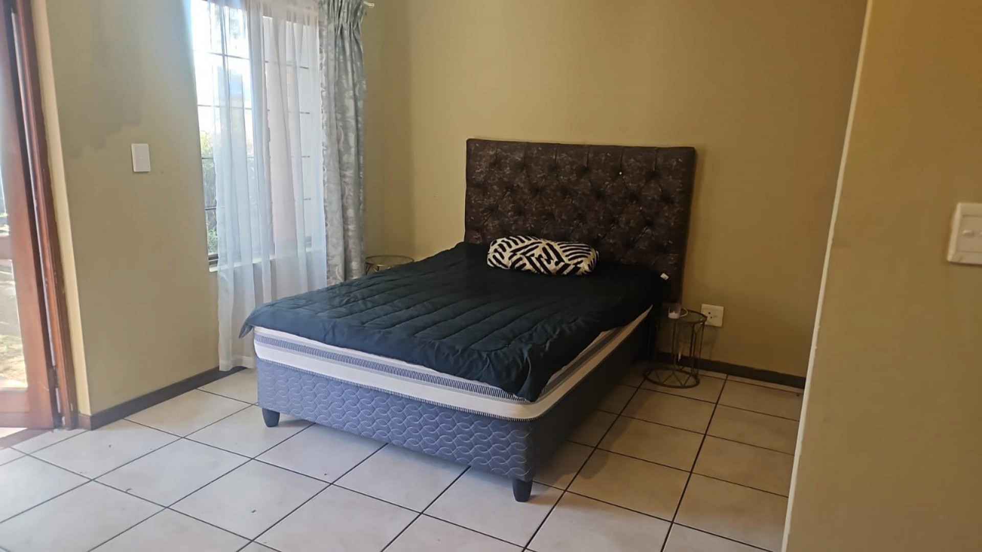 Bed Room 1 of property in Rivonia