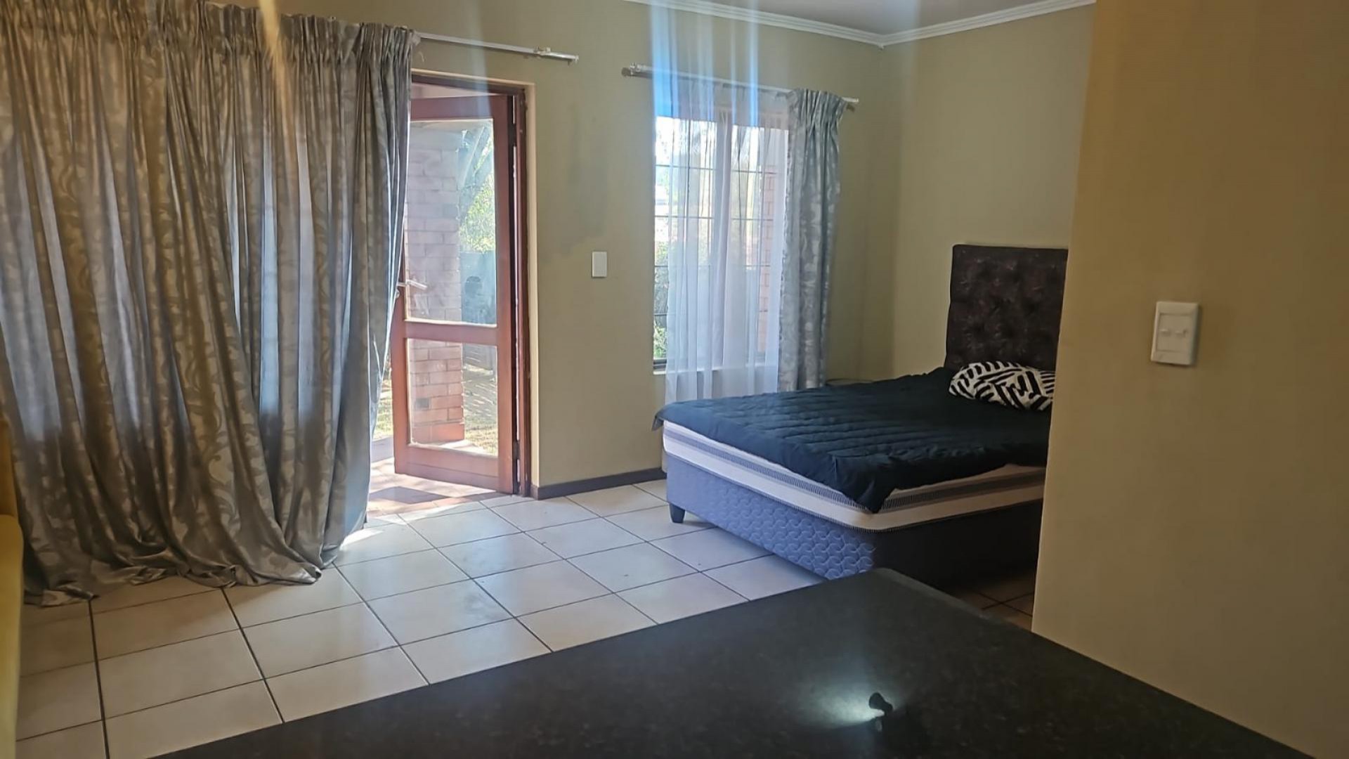 Bed Room 1 of property in Rivonia