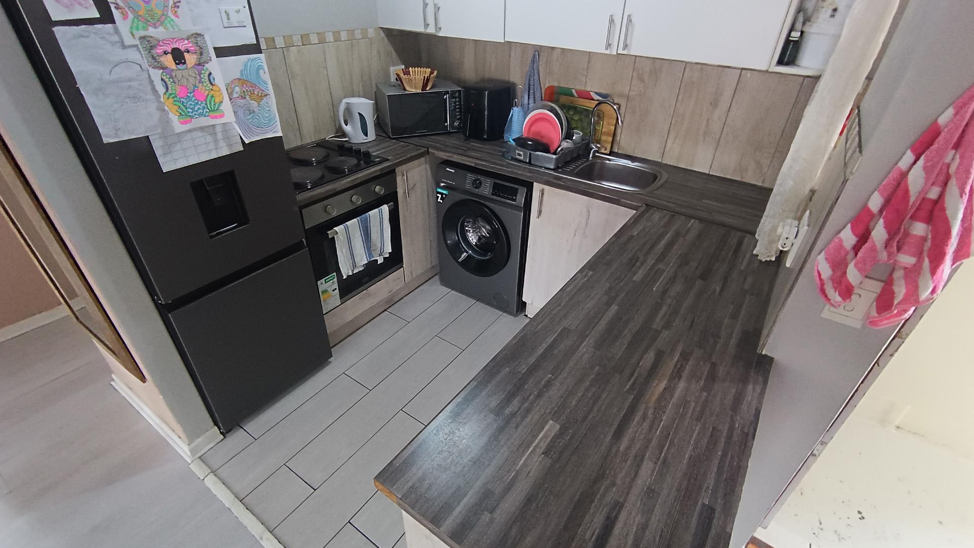 Kitchen - 6 square meters of property in Milnerton
