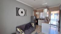 Lounges - 11 square meters of property in Comet