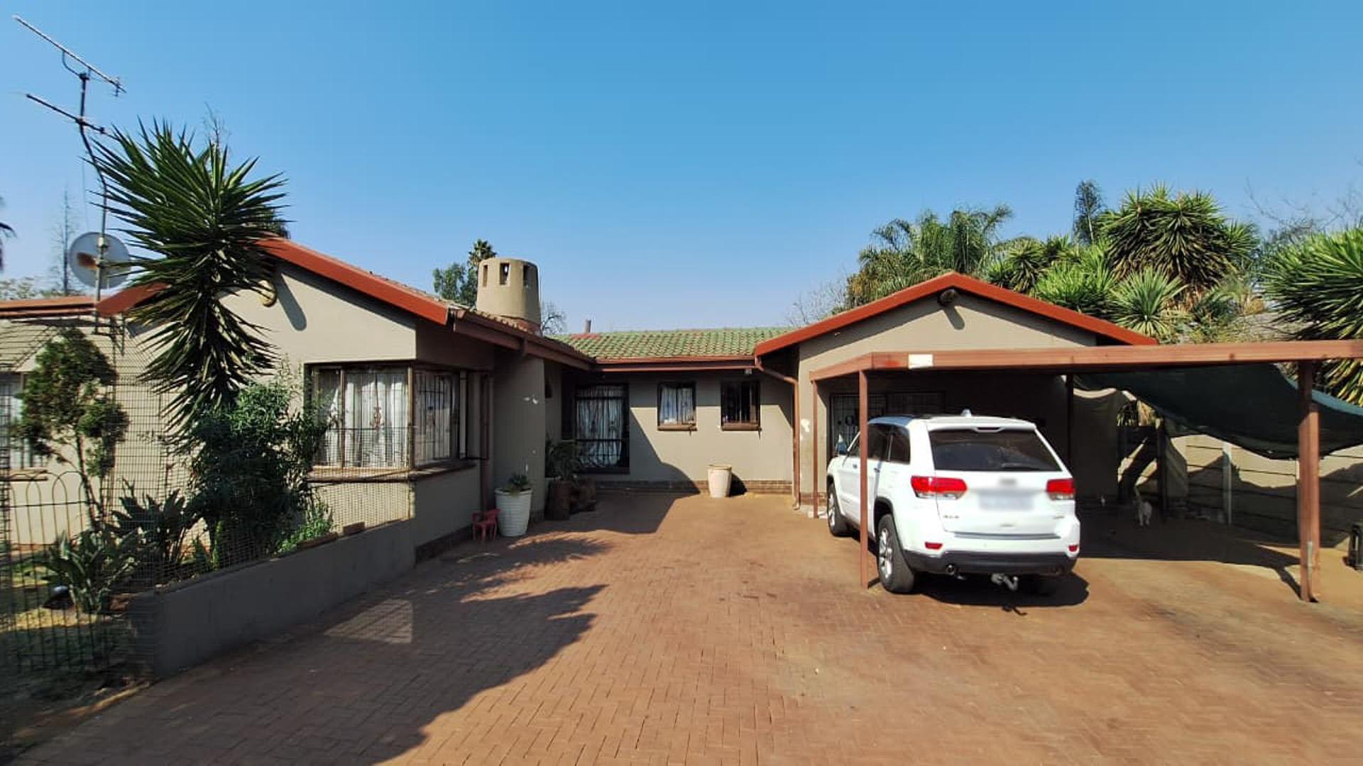 Front View of property in Lambton Gardens