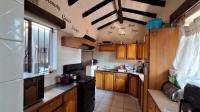 Kitchen - 11 square meters of property in Lambton Gardens