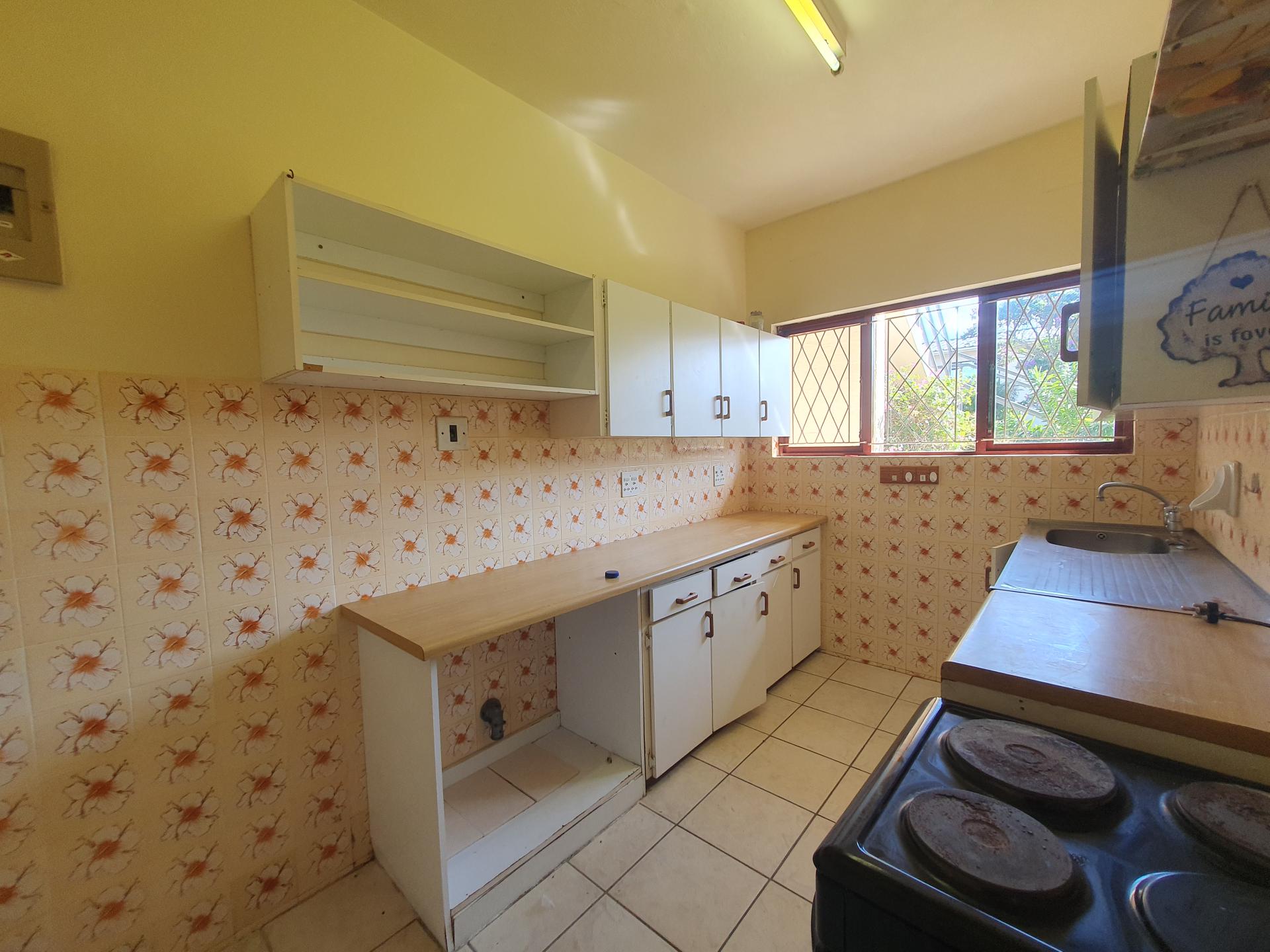  of property in Umtentweni