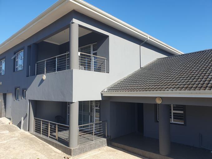 6 Bedroom House for Sale For Sale in Umtentweni - MR718553