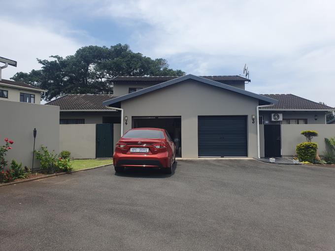3 Bedroom Sectional Title for Sale For Sale in Umtentweni - MR718554