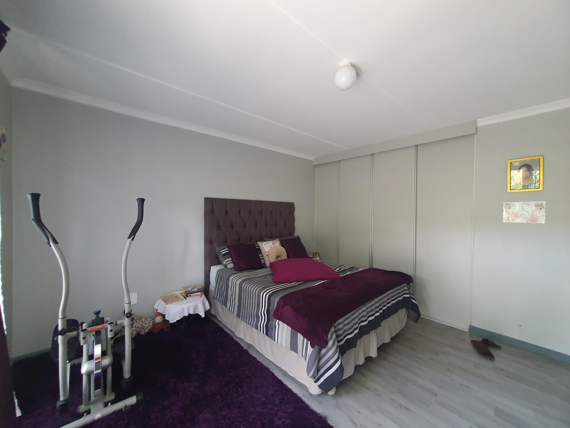  of property in Umtentweni