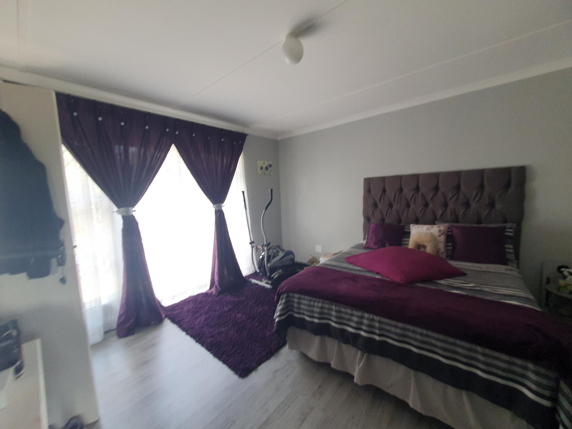  of property in Umtentweni