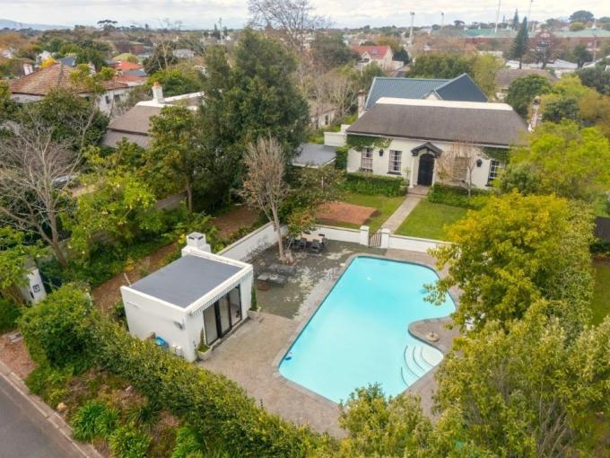 4 Bedroom House for Sale For Sale in Claremont (CPT) - MR718557