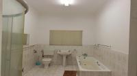 Bathroom 1 of property in Randfontein