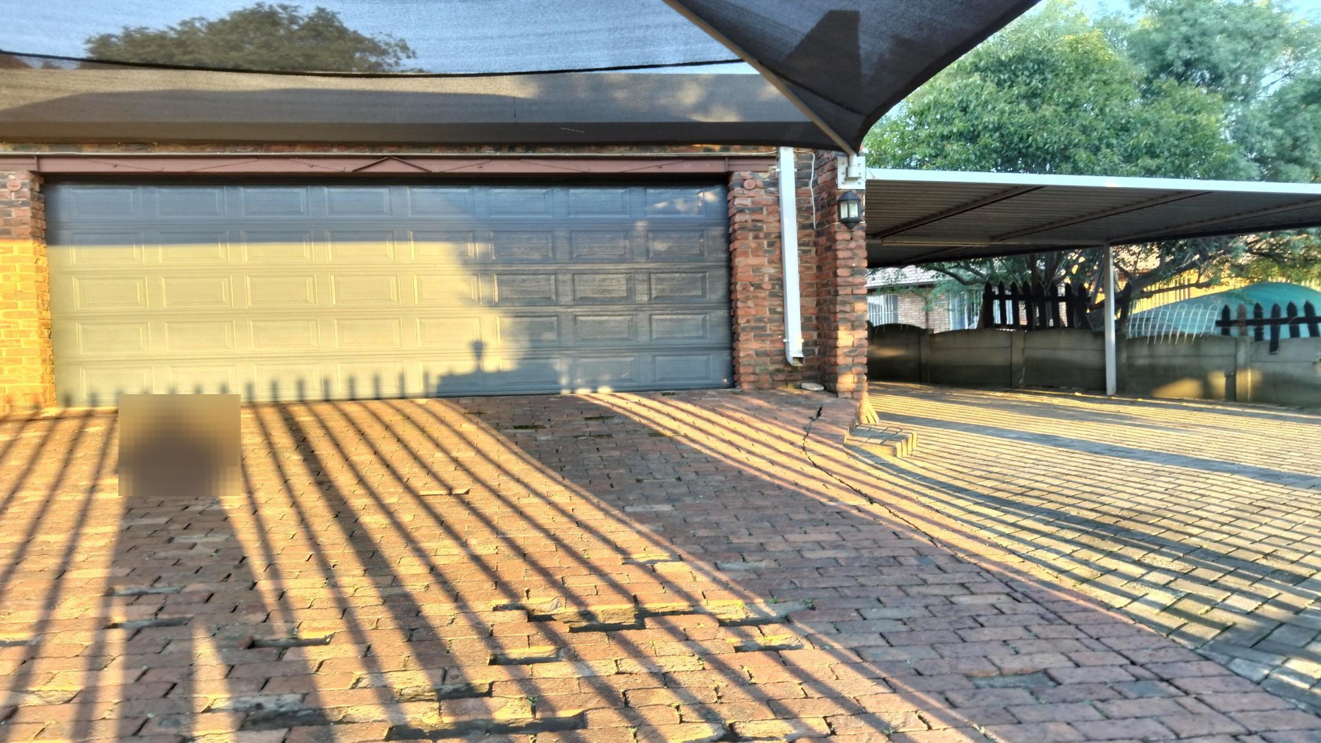 Garage of property in Dalpark