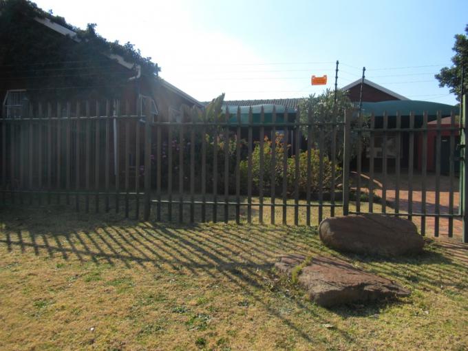 4 Bedroom House for Sale For Sale in Mulbarton - MR718621