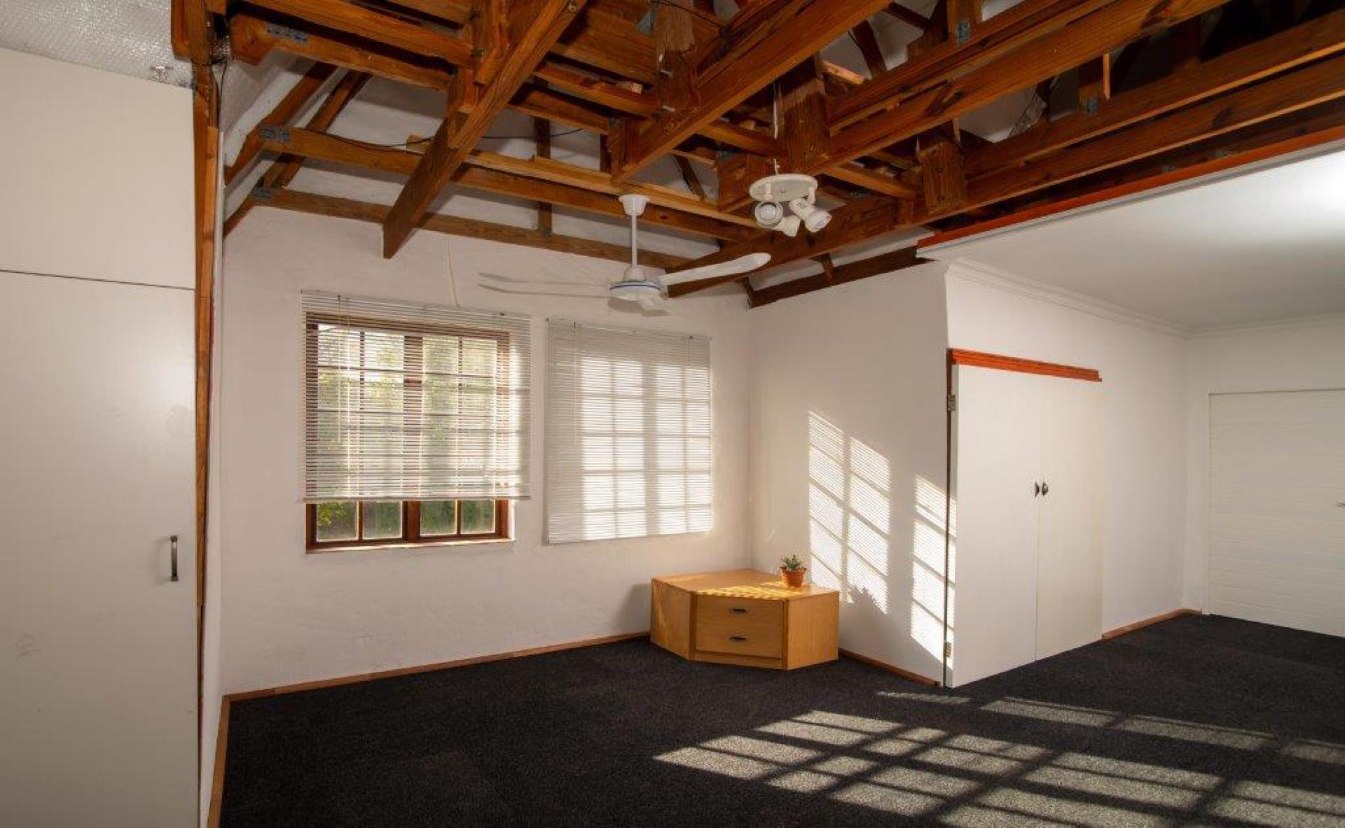  of property in Douglasdale