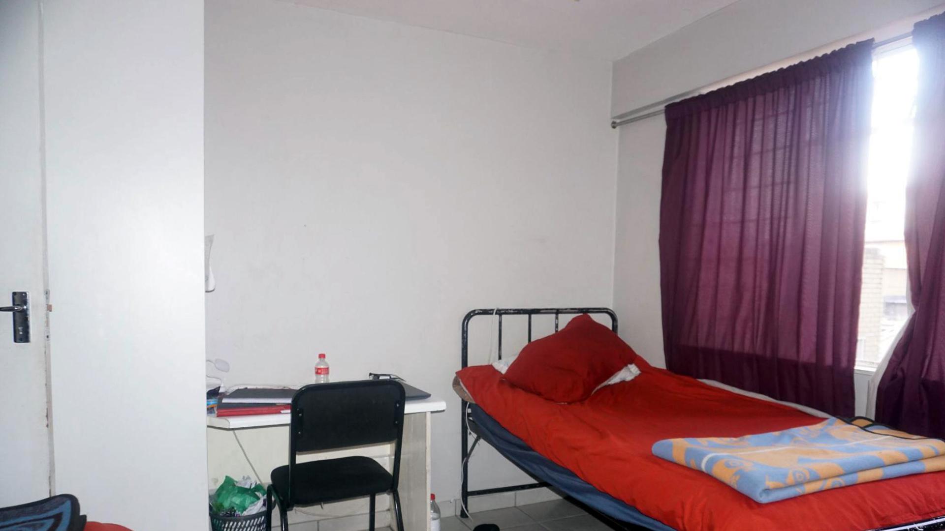 Bed Room 1 of property in Willows