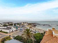  of property in Bloubergstrand