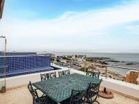  of property in Bloubergstrand