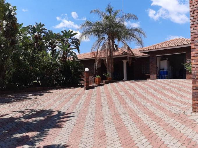 Smallholding for Sale For Sale in Rustenburg - MR718746