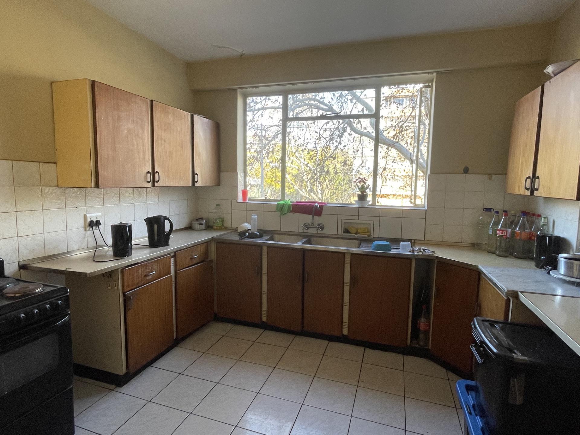  of property in Sunnyside