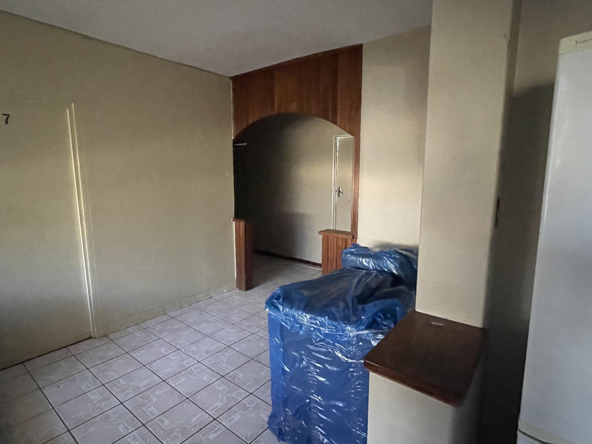  of property in Sunnyside