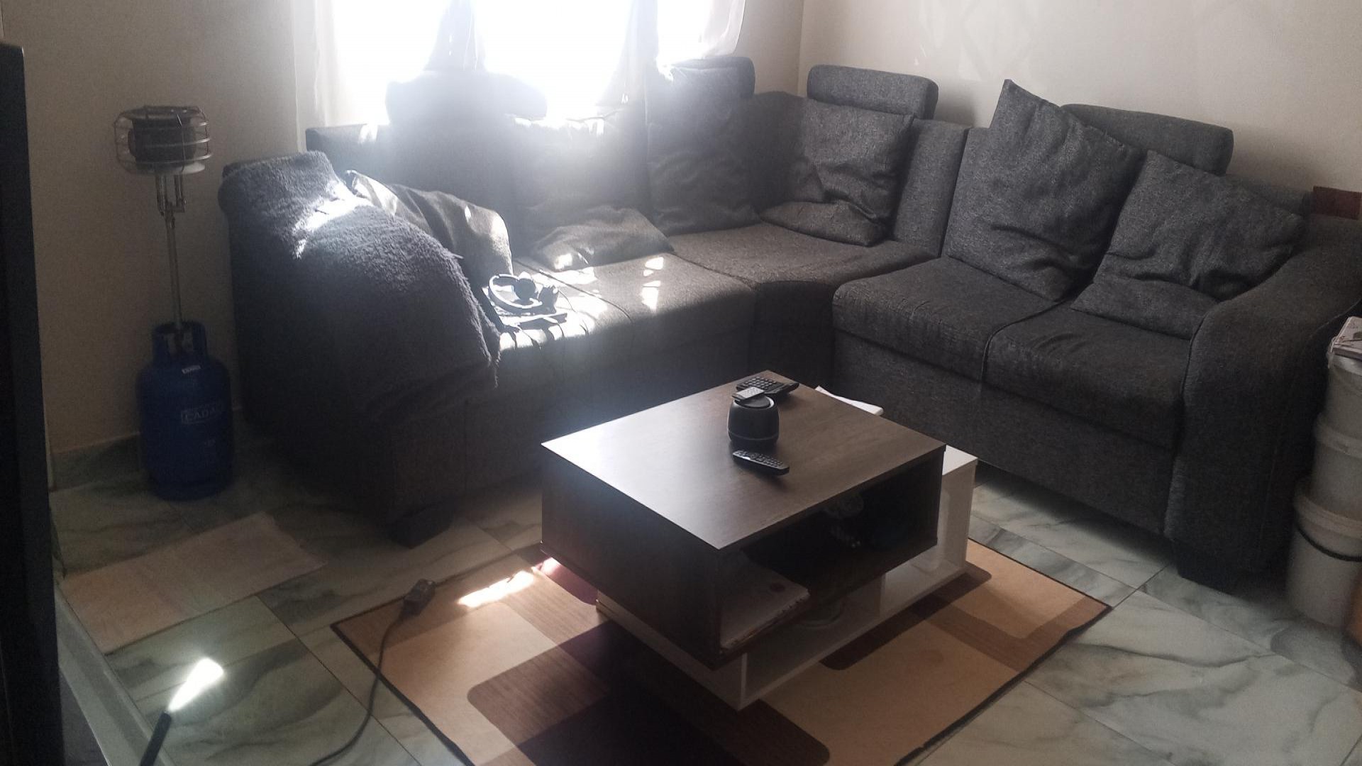 Lounges - 19 square meters of property in Lehae