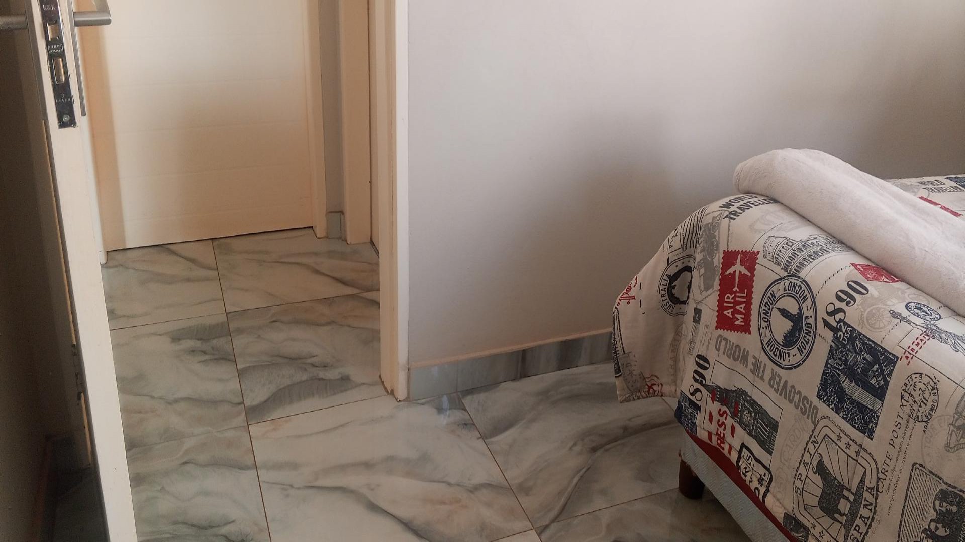 Bed Room 1 - 8 square meters of property in Lehae