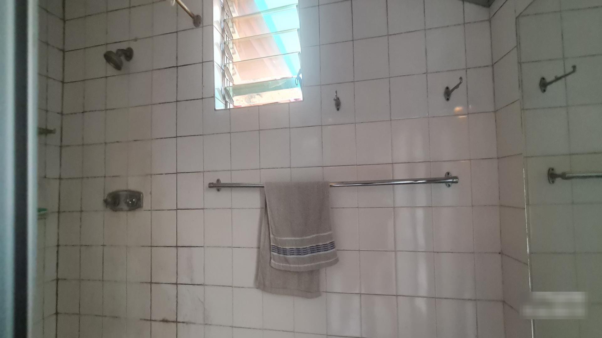 Bathroom 2 of property in Elsburg