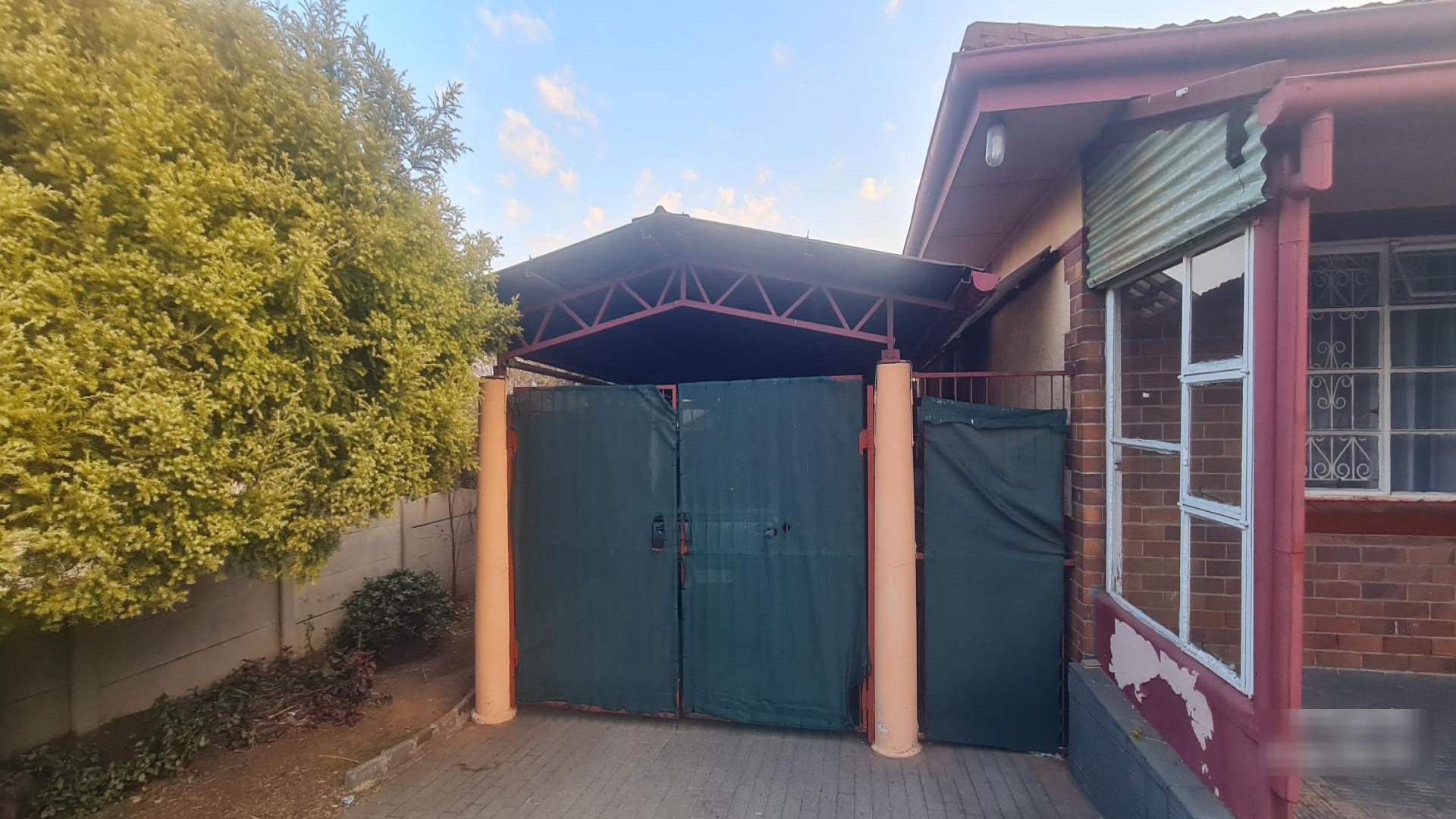 Carport  of property in Elsburg