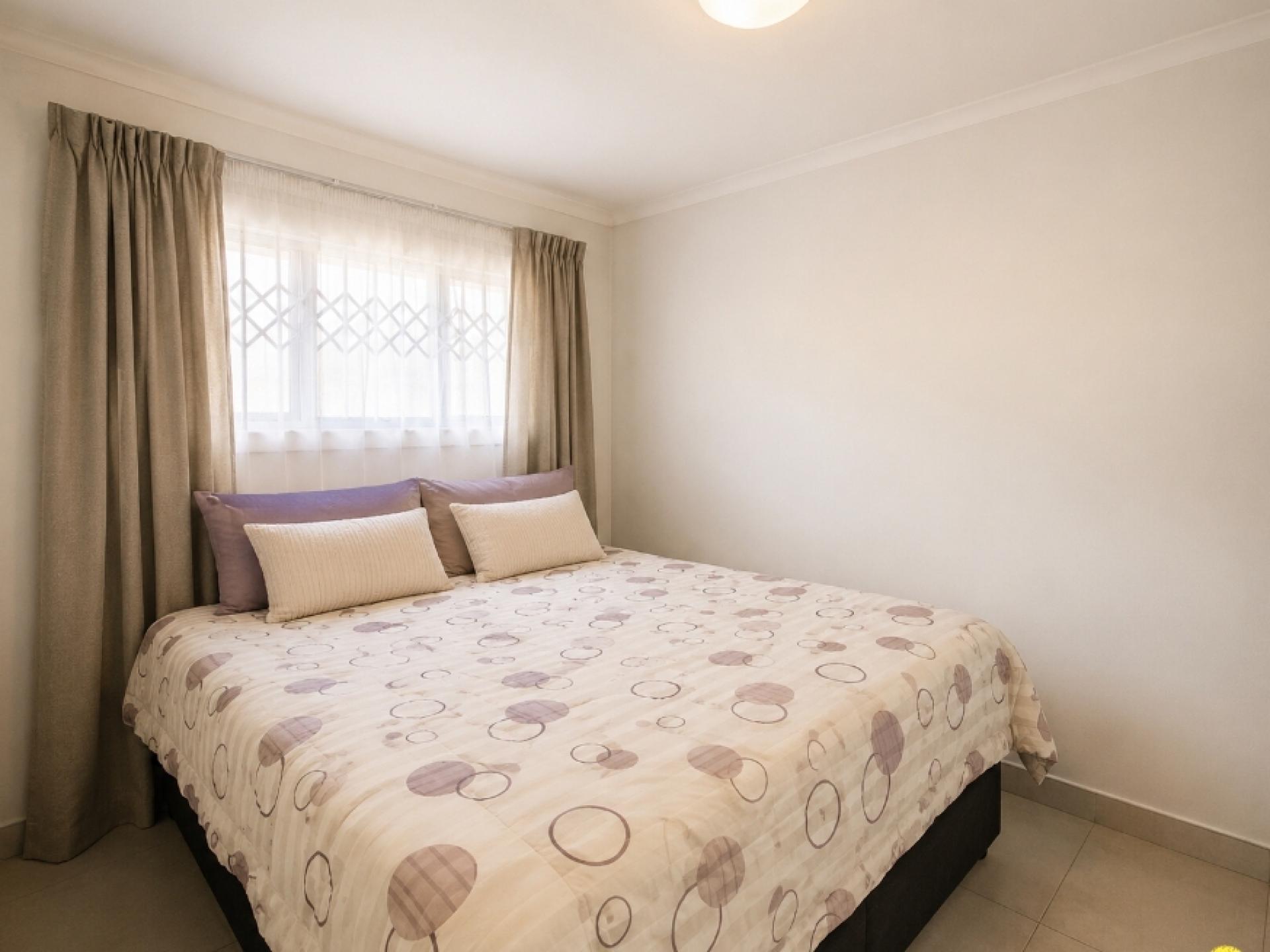  of property in Montclair (Dbn)