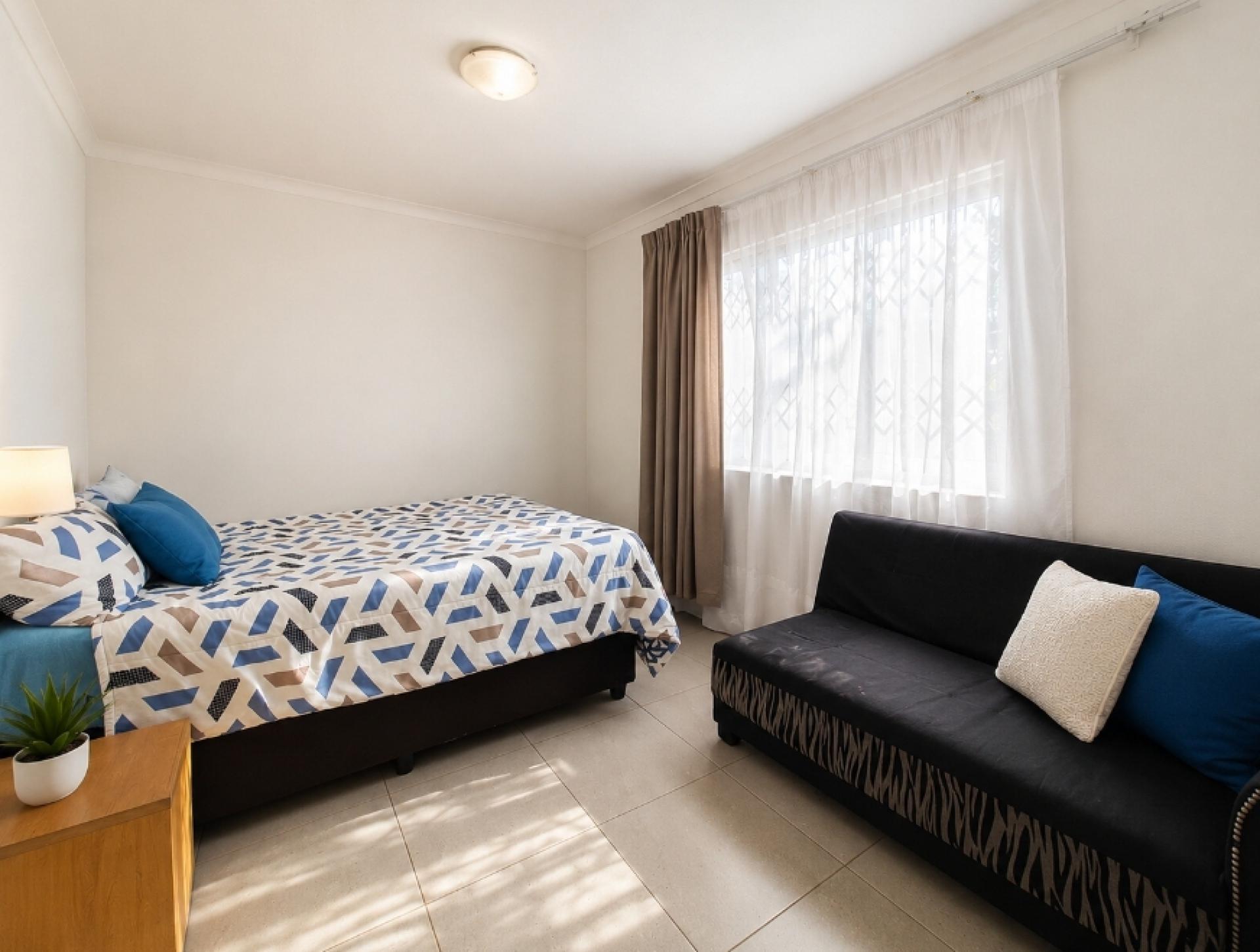  of property in Montclair (Dbn)