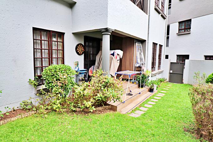 3 Bedroom Sectional Title for Sale For Sale in Dowerglen - MR718802