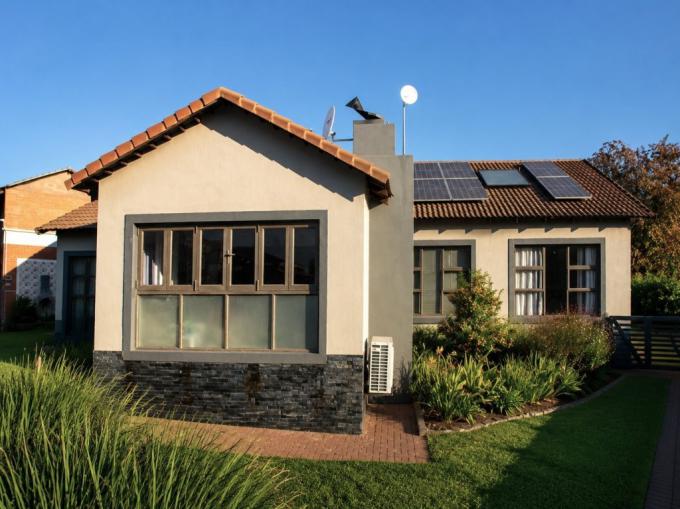3 Bedroom House for Sale For Sale in Shellyvale - MR718821