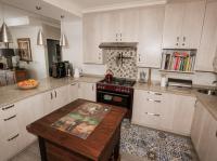  of property in Shellyvale