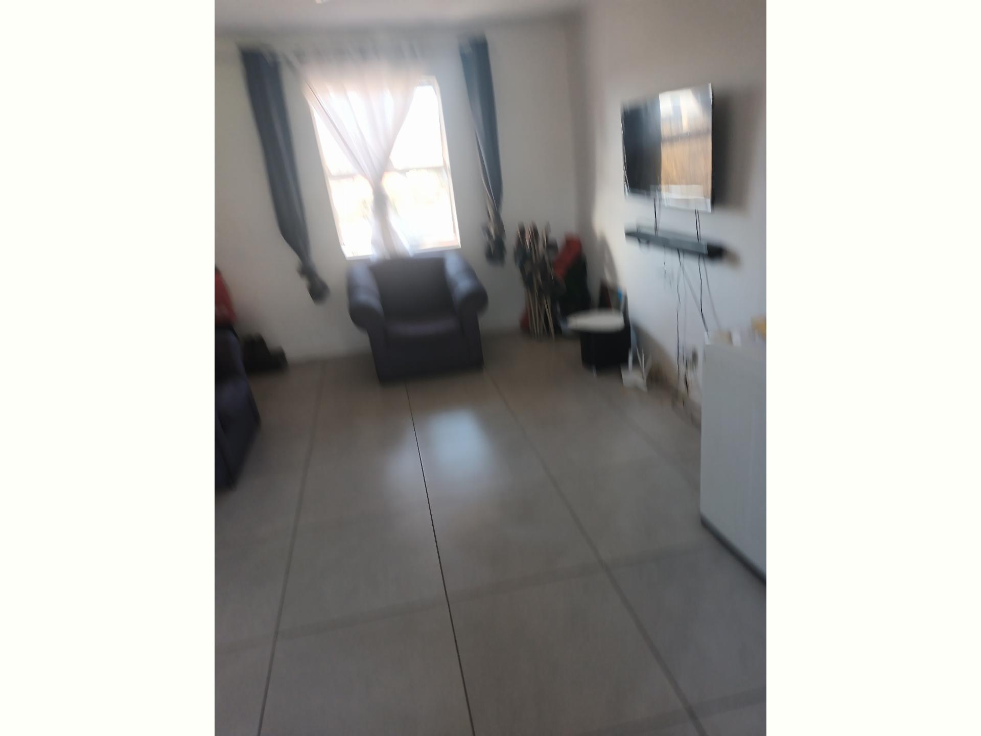  of property in Zonnebloem