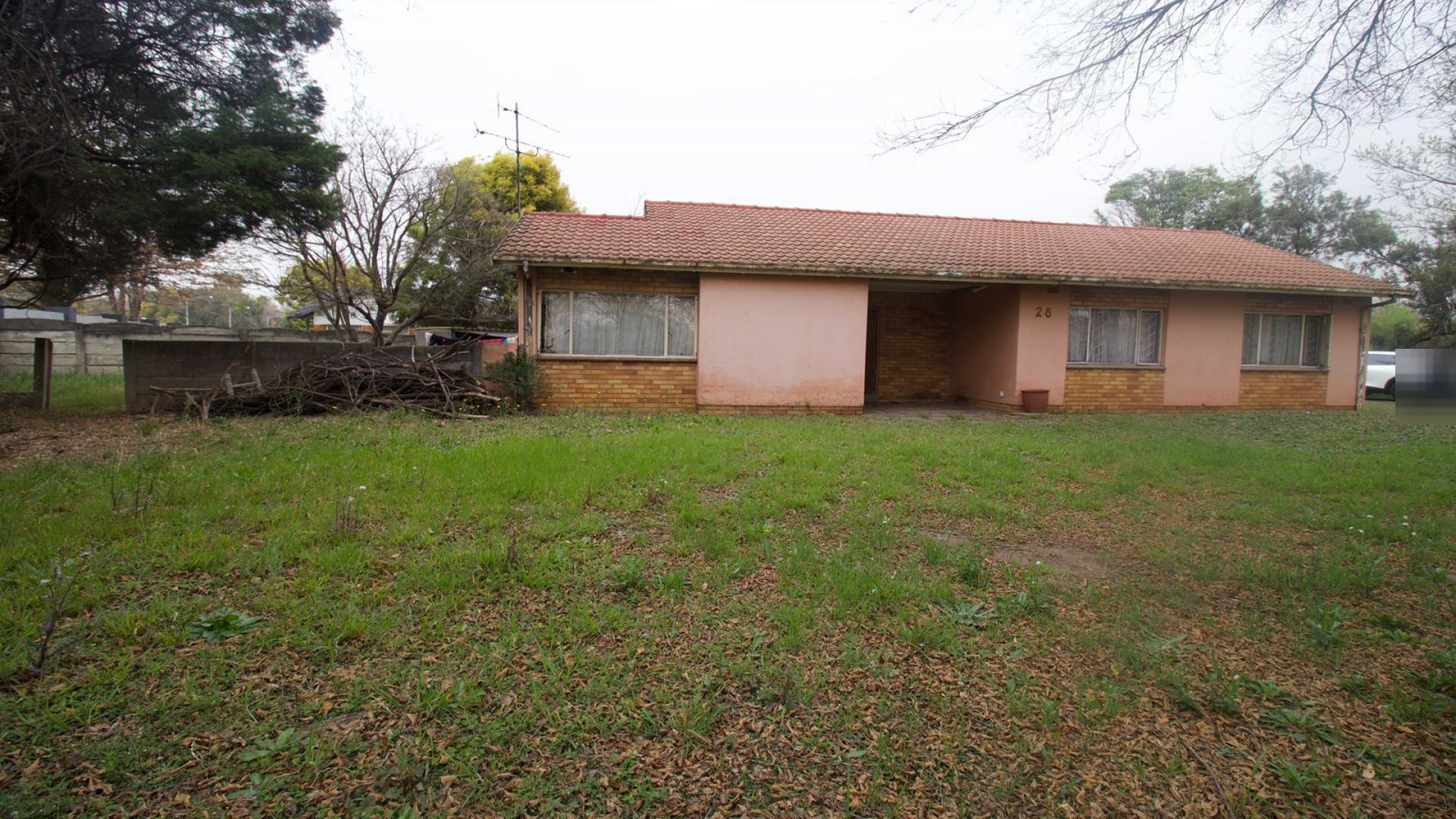 Front View of property in Strubenvale