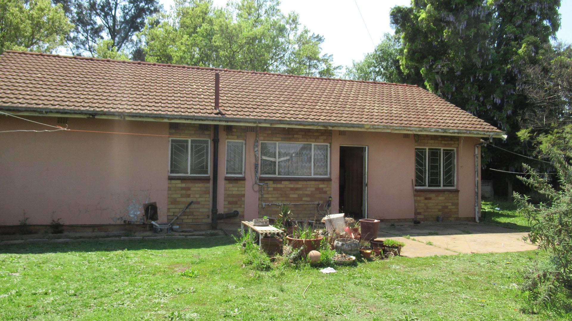 Backyard of property in Strubenvale