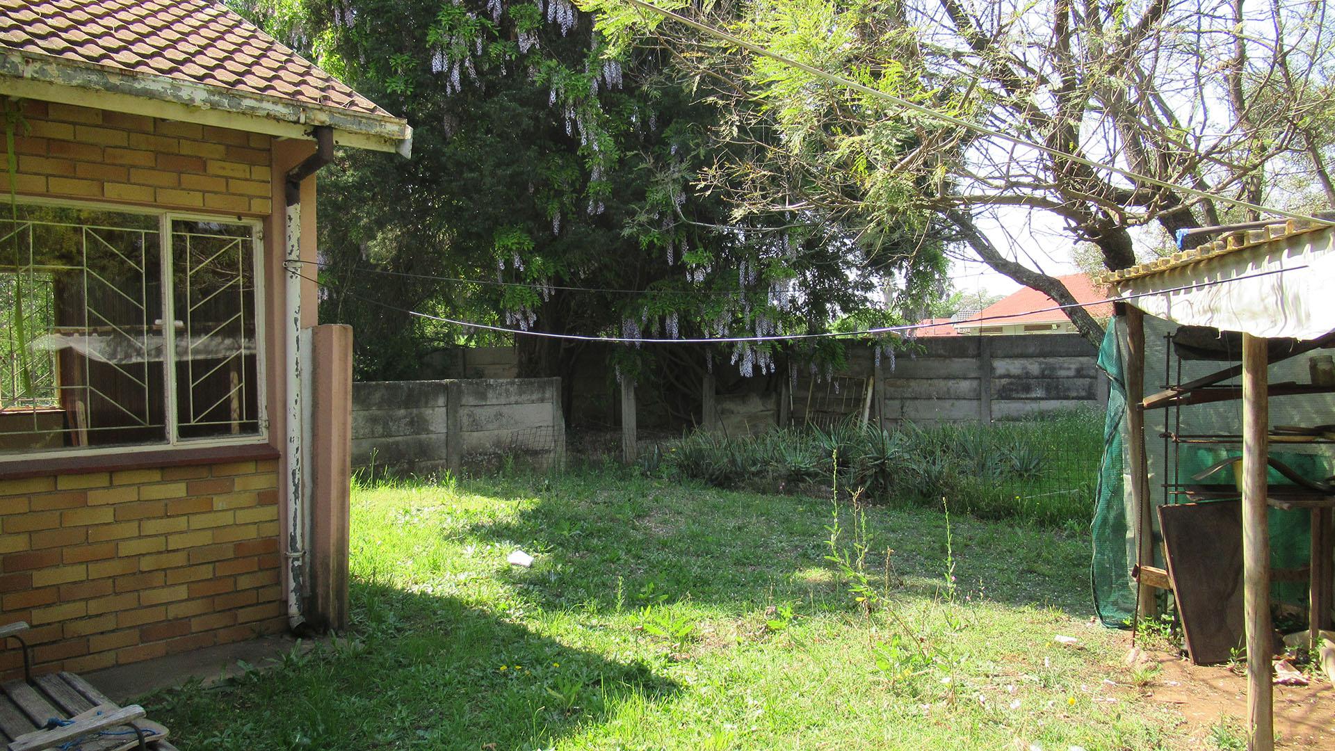 Backyard of property in Strubenvale