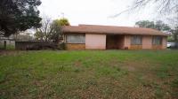 Front View of property in Strubenvale