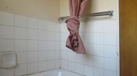 Bathroom 1 - 4 square meters of property in Strubenvale