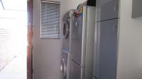 Kitchen - 12 square meters of property in Roodekrans