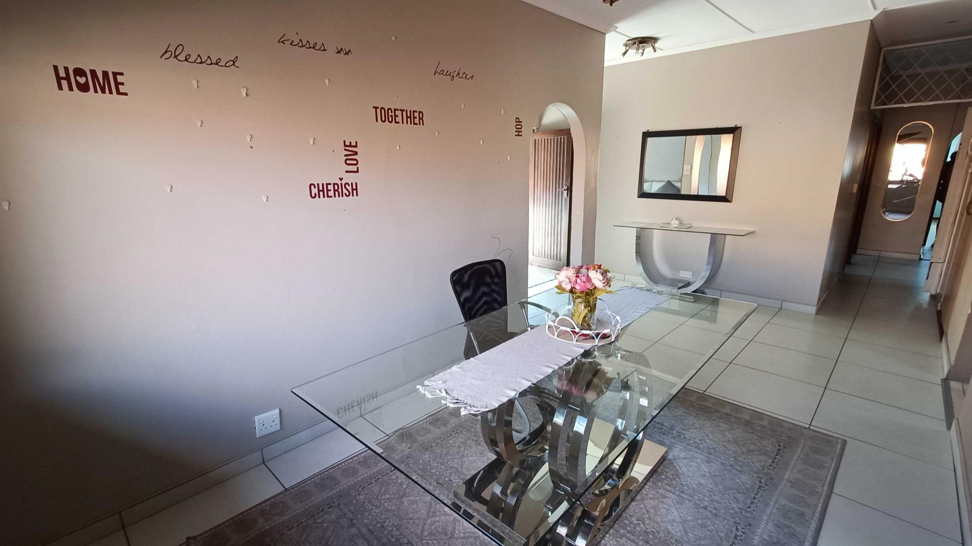 Dining Room of property in Yellowwood Park 