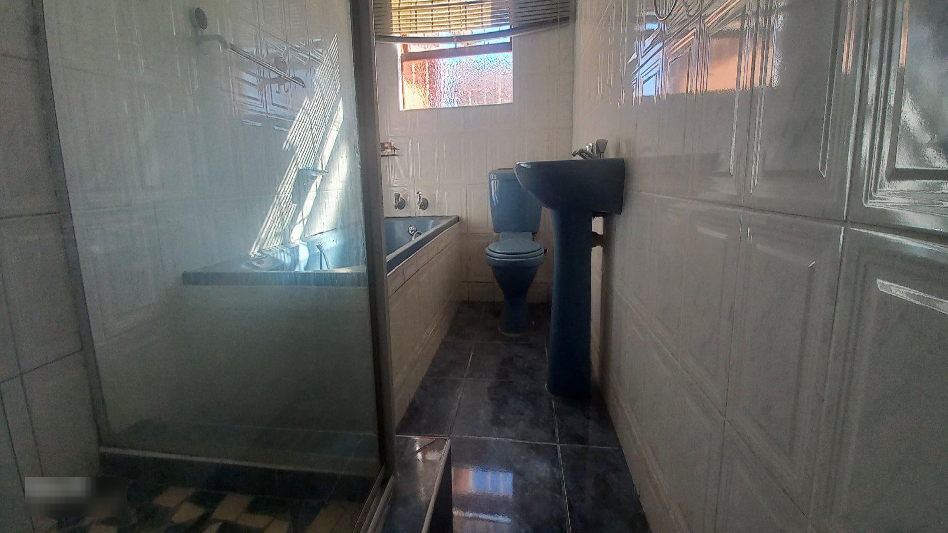 Bathroom 2 of property in Haven Hills