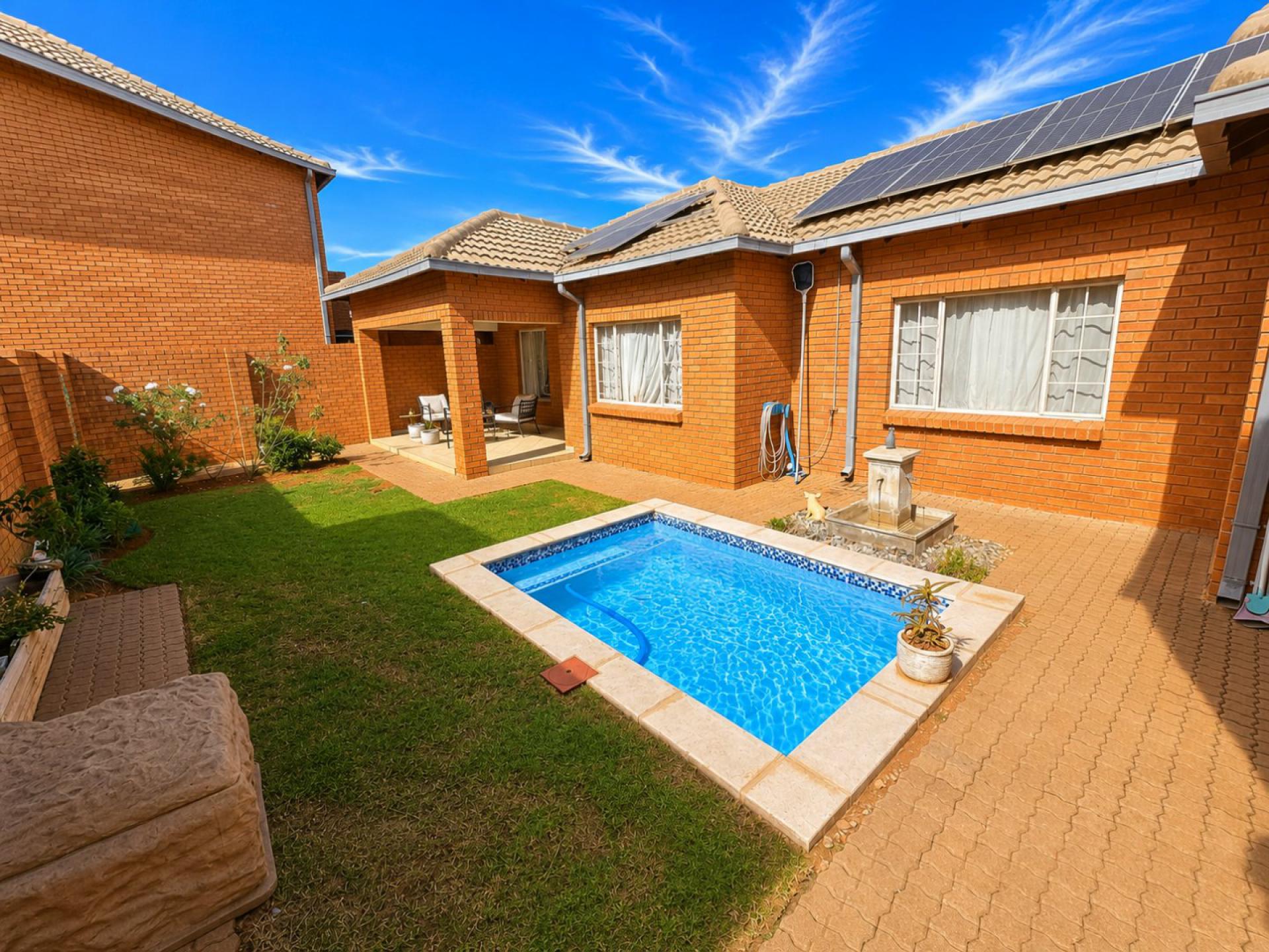  of property in Sinoville