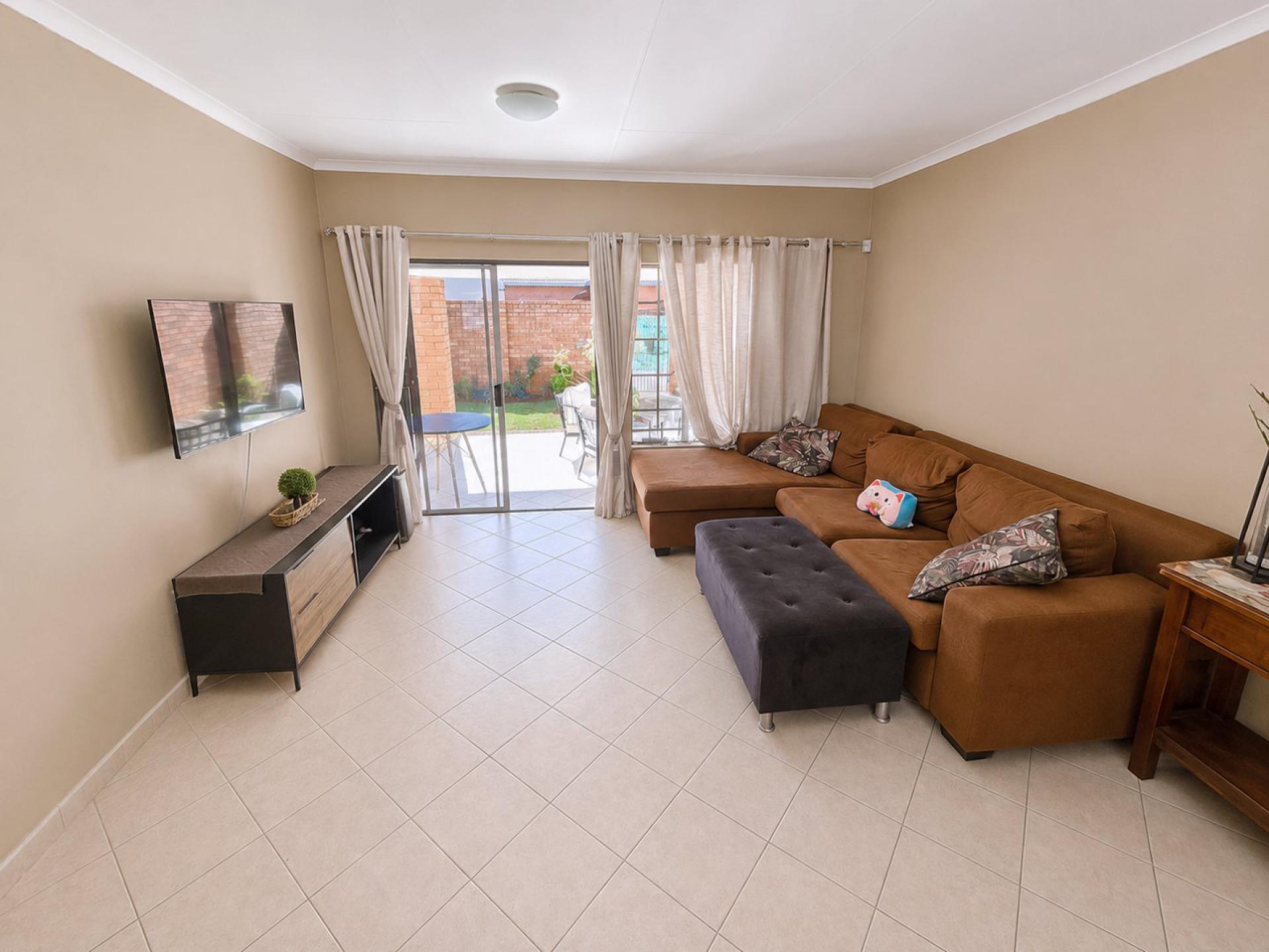  of property in Sinoville