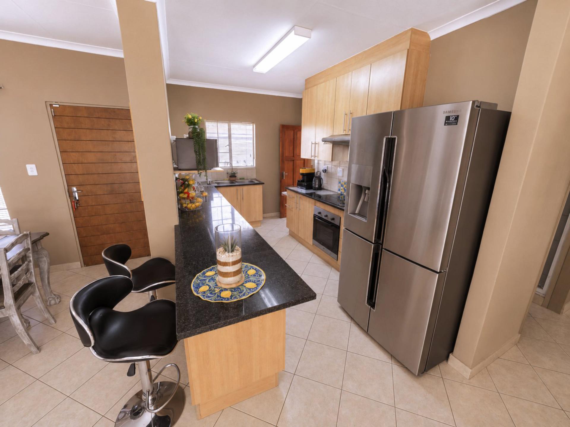  of property in Sinoville